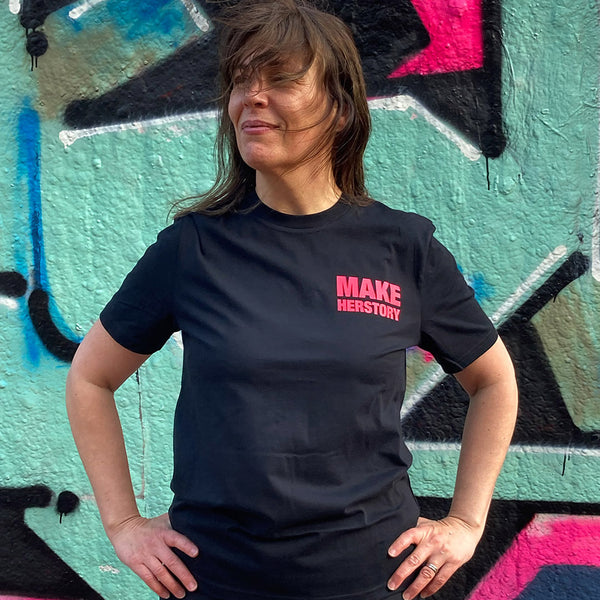 MAKE HERSTORY | T-shirt | Svart